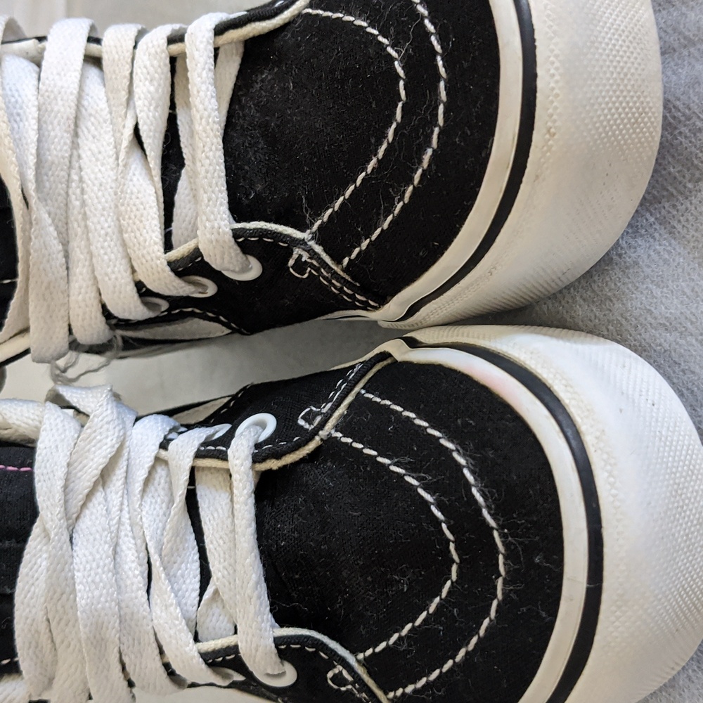 Vans Off The Wall High Top Kids Skateboard Sneakers - Picture 2 of 10